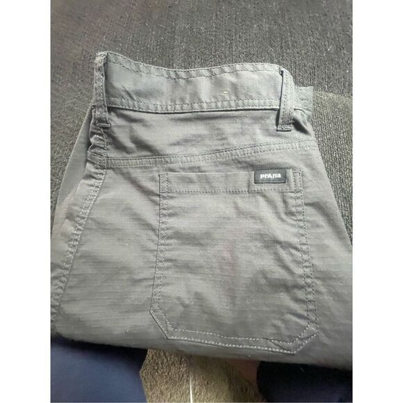 prAna Mens Gray Standard Fit Cargo Shorts Size 35/10 - Picture 5 of 13